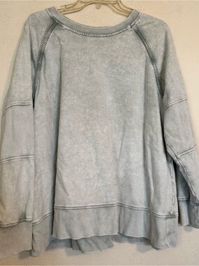 Relaxed Pullover Sweatshirt - Light Gray